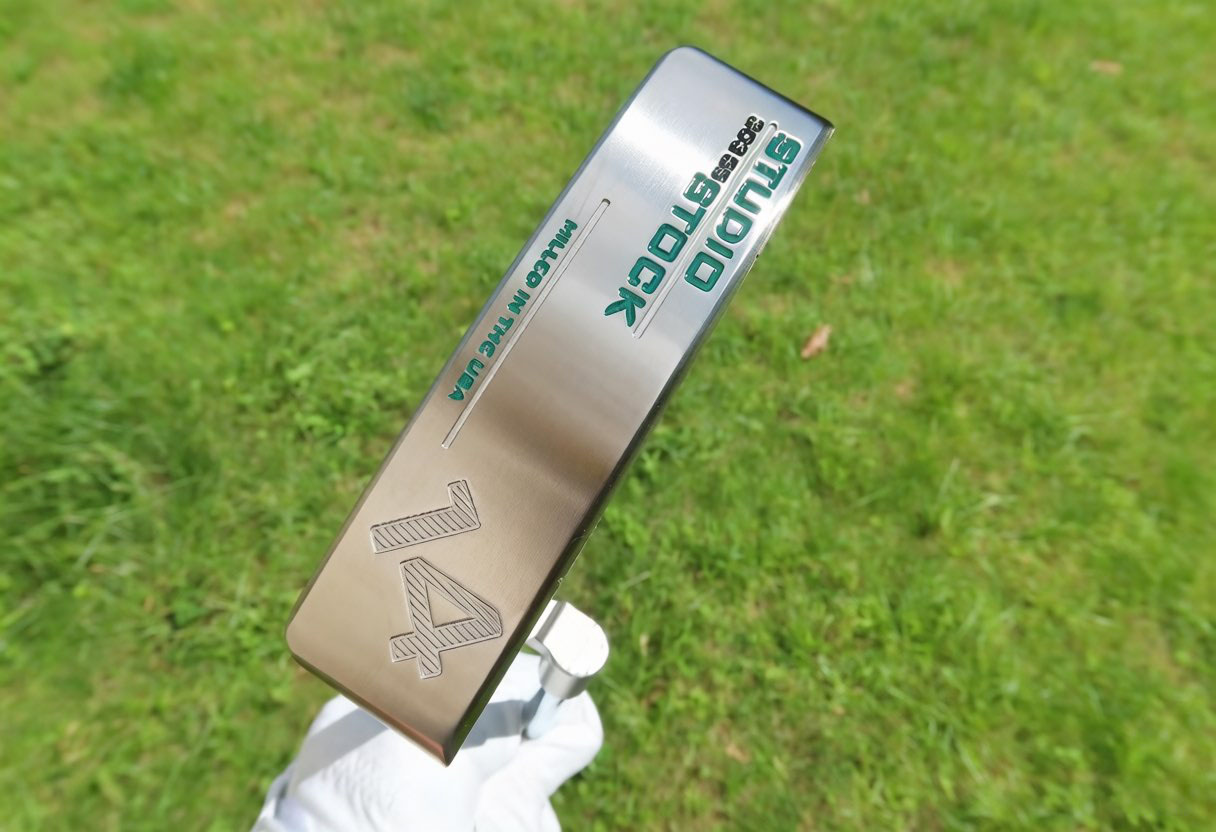 Golf Putter - Novo Putter de Golfe Studio Stock